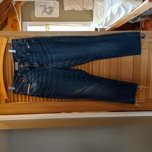 Madewell high rise slim boyjean size 28 (fits like 29)